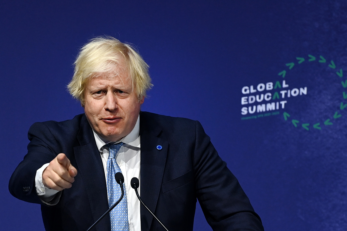 Johnson: Putin beni füze ile tehdit etti!