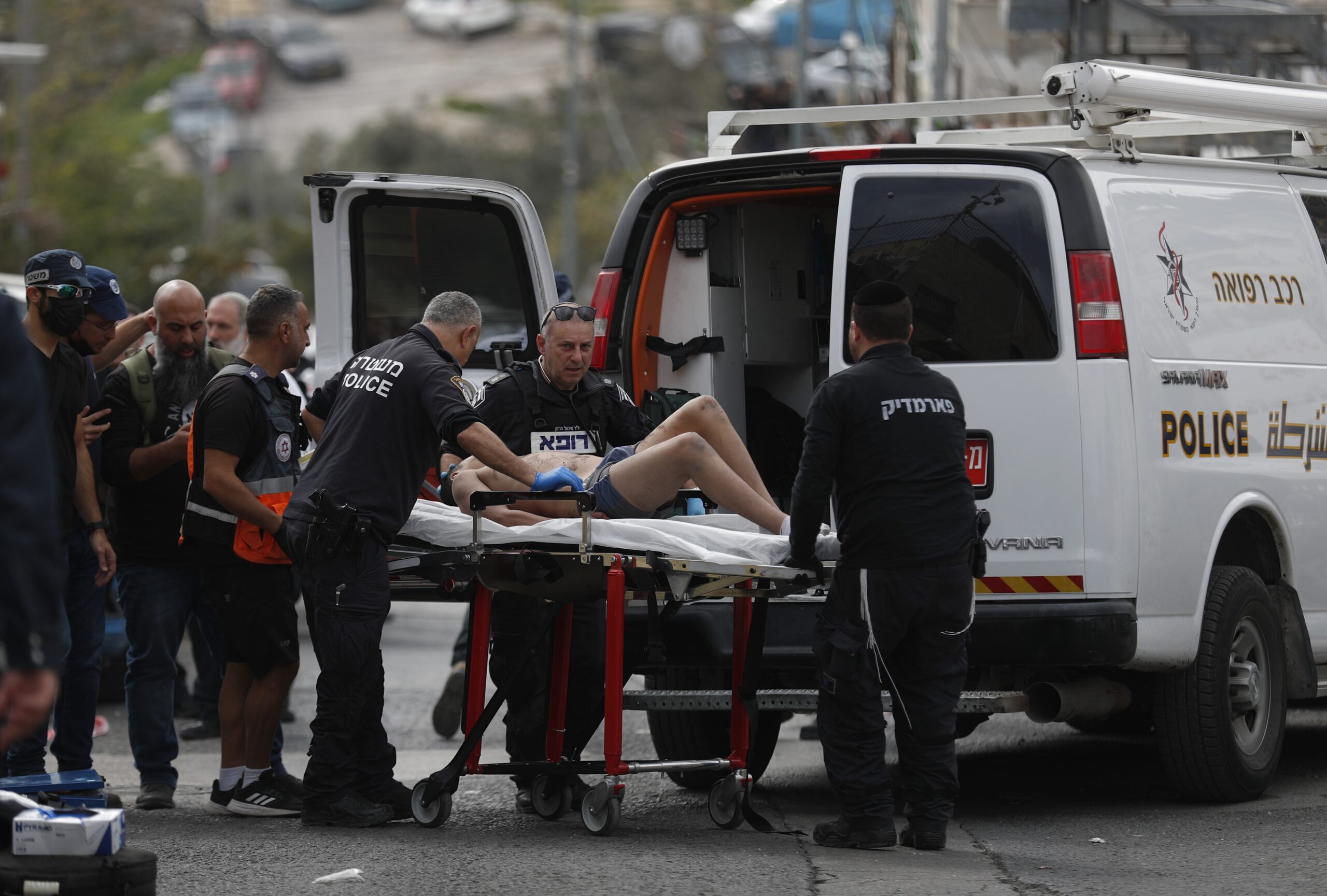 Kudüs’te yeni saldırı: 2 İsrailli yaralı