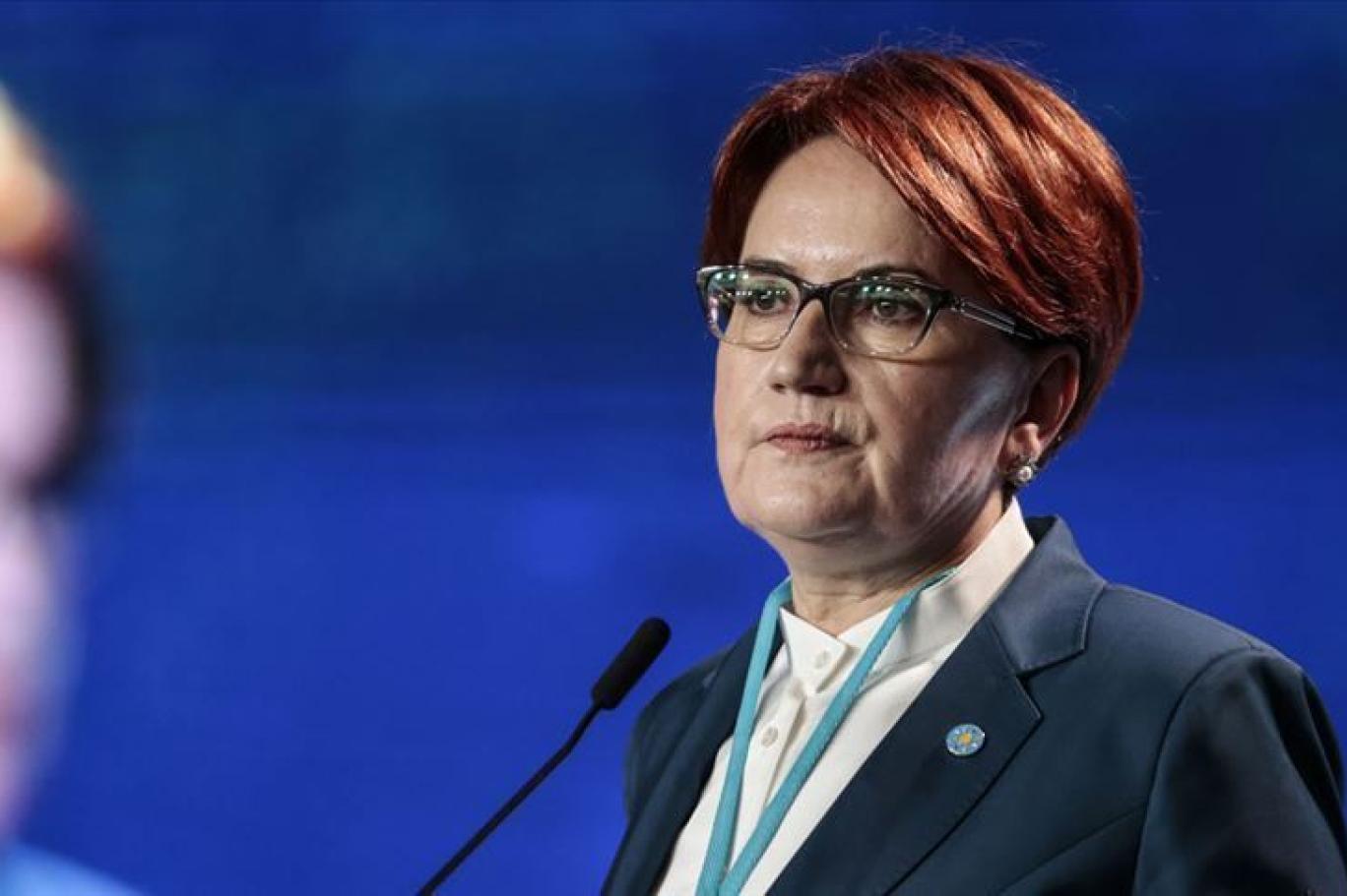 Meral Akşener Saadet Genel Merkezi’nden ayrılırken gergin haliyle dikkat çekti!