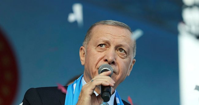 Cumhurbaşkanı Erdoğan konuşurken “Sinan Ateş” sloganları attılar!