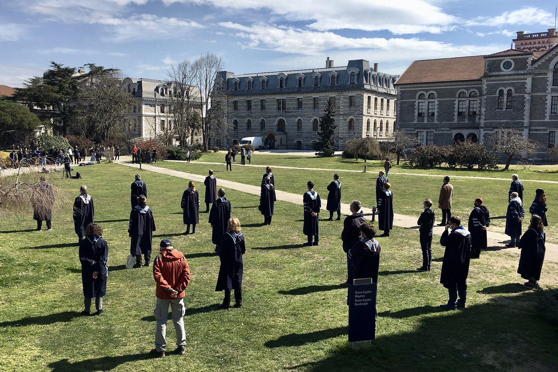 Boğaziçi Üniversitesi’nde Cem Ersoy görevden alındı!