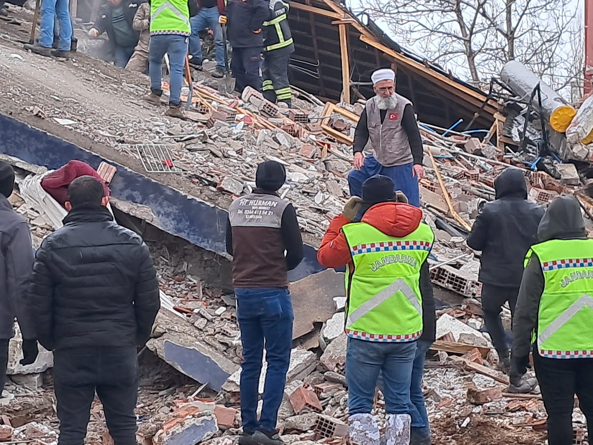 İslami cemaatler deprem bölgesinde!