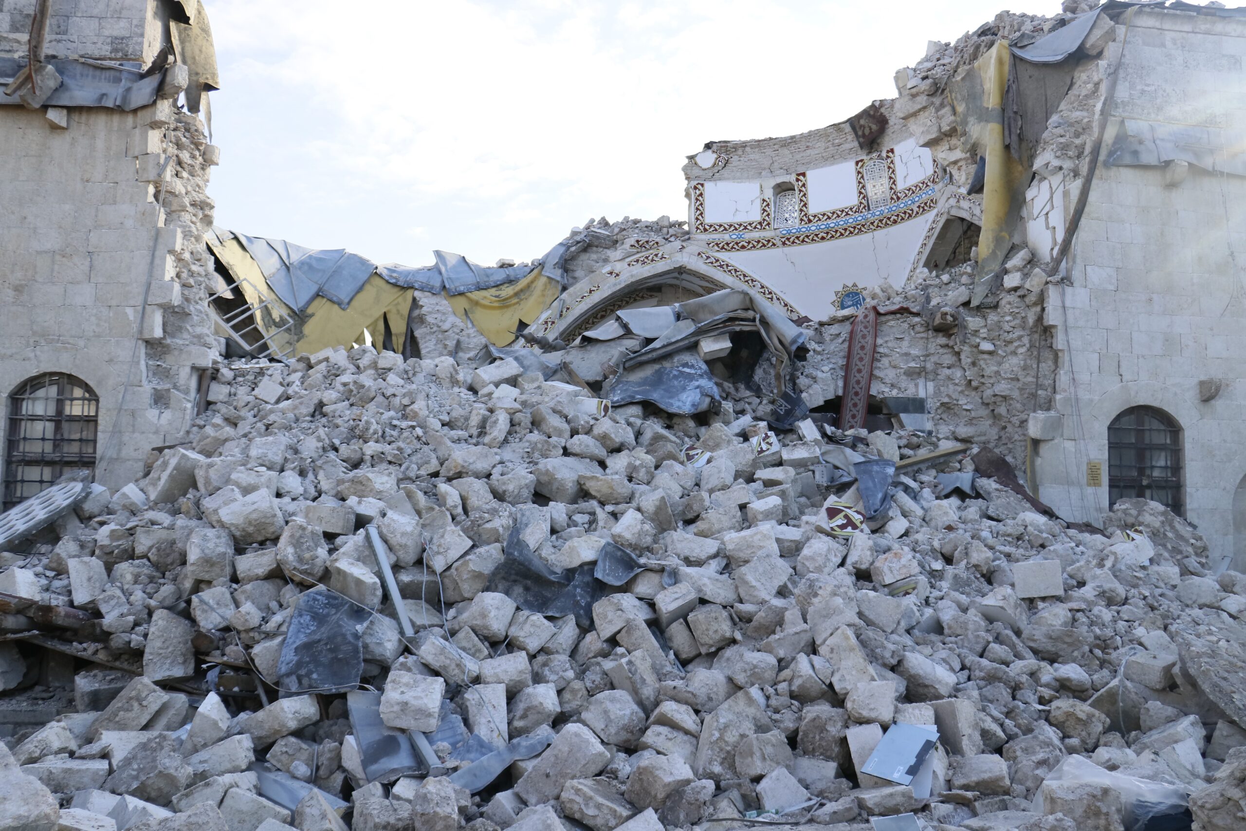 Anadolu’nun ilk camisi büyük depremde yıkıldı!