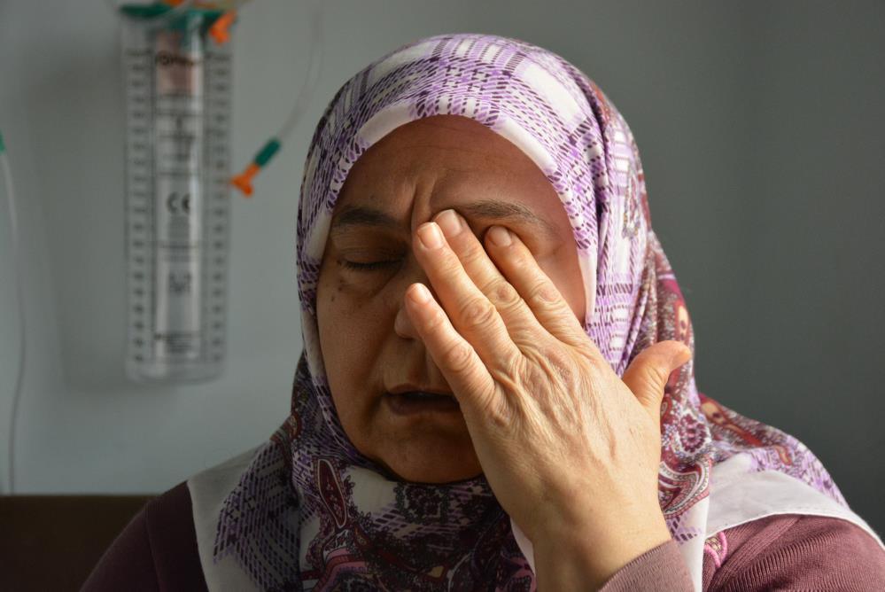Depremzede kadının gözyaşları yürek dağladı!