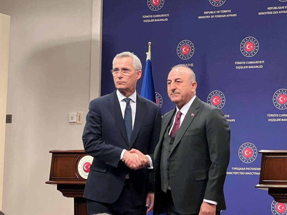 Bakan Çavuşoğlu NATO Genel Sekreteri Stoltenberg ile bir araya geldi!