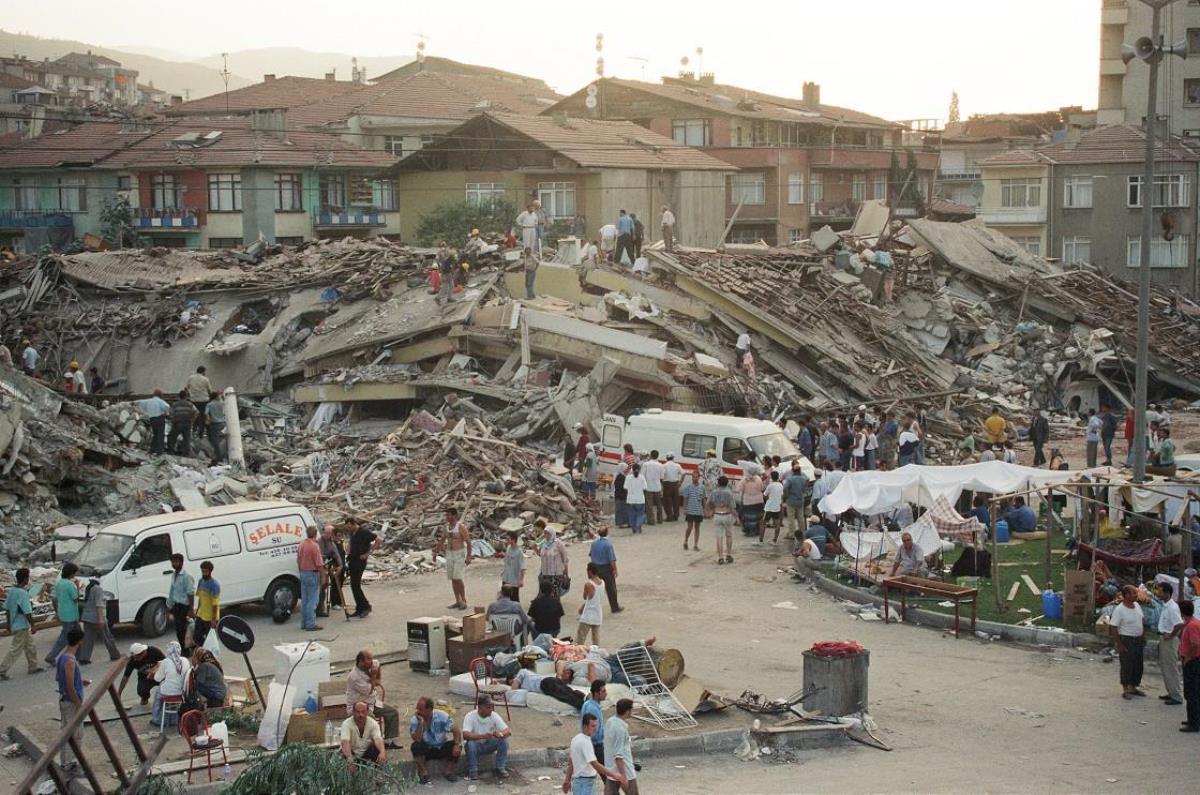 Prof. Görür İstanbul depremi için tarih verdi! Korkutan uyarı