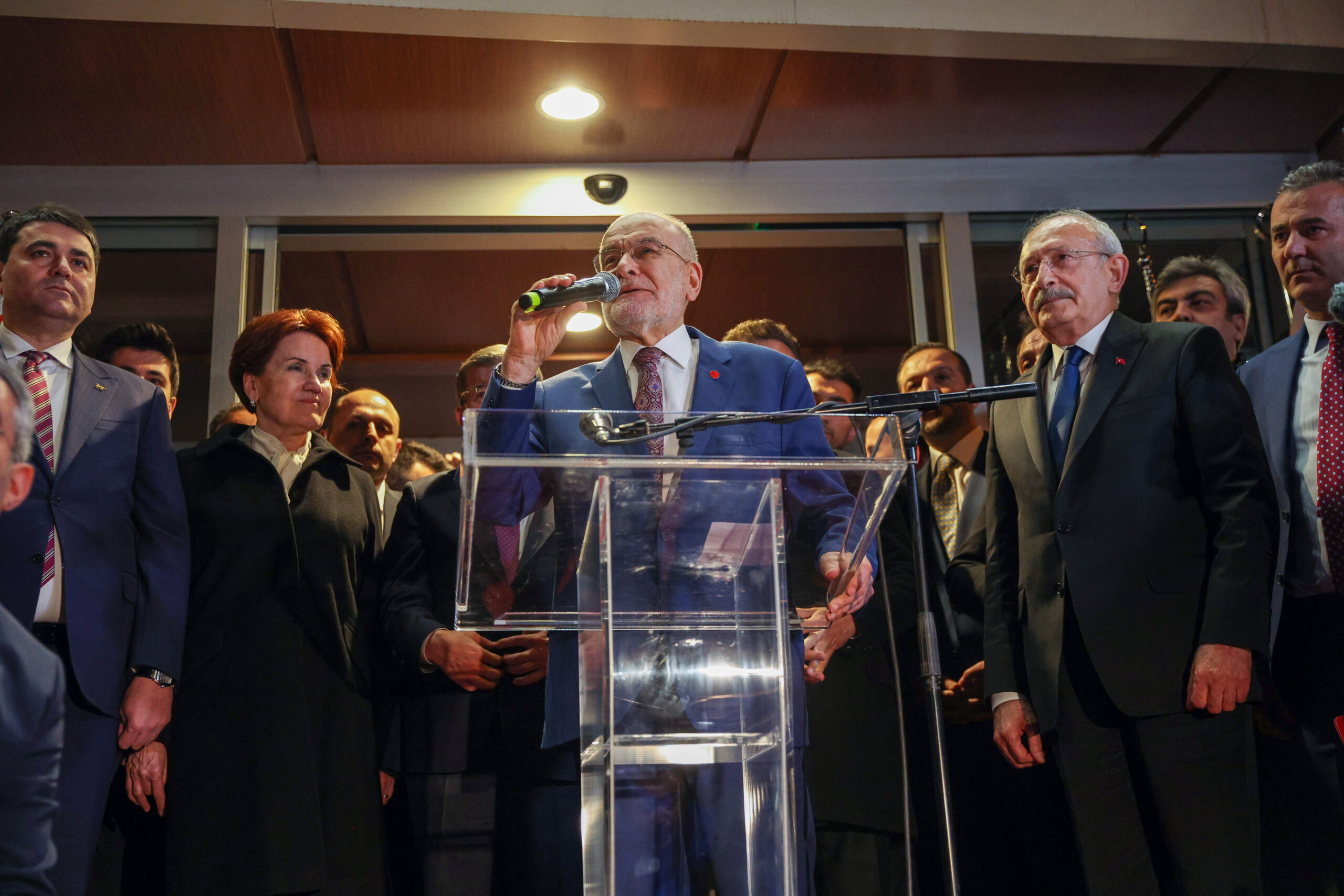 Fatih Erbakan’dan Temel Karamollaoğlu’na ‘Çamlıca Camii’ tepkisi!