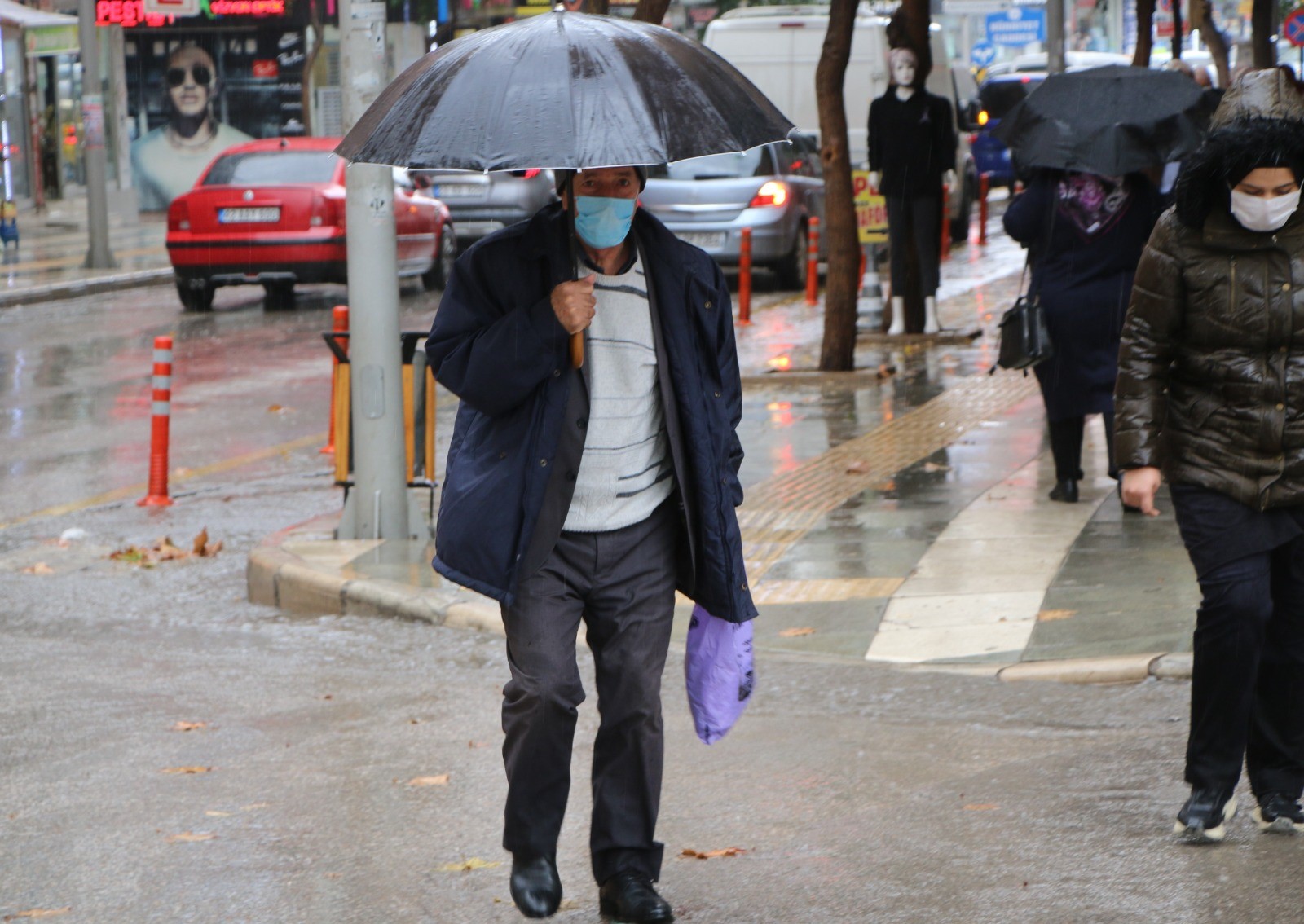 Meteorolojiden “kuvvetli yağış” uyarısı