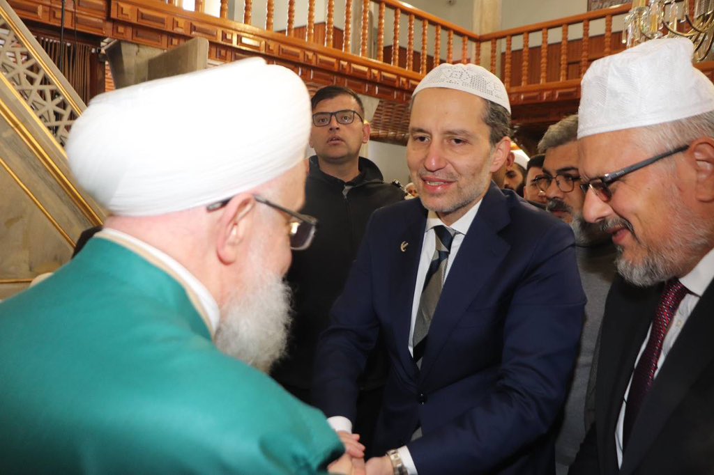 Fatih Erbakan’dan dikkat çeken ziyaret! İsmailağa Cemaati yetkilileriyle bir araya geldi