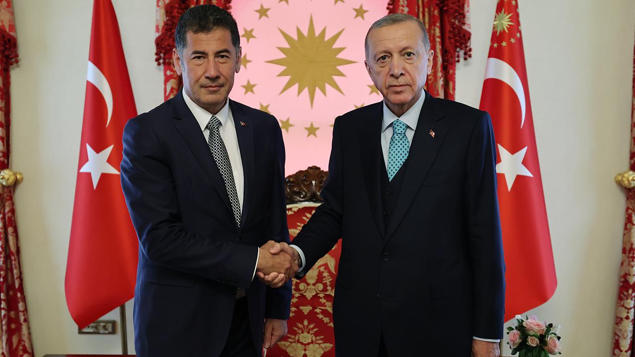 Cumhurbaşkanı Erdoğan Sinan Oğan’ı kabul etti!