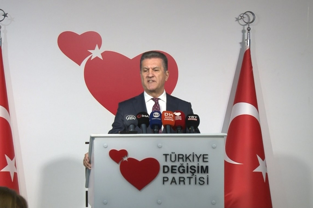 Mustafa Sarıgül’ün partisi TDP, CHP ile birleşme kararı aldı