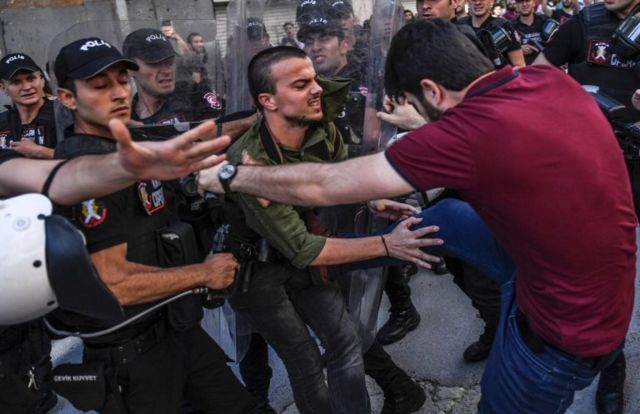 LGBT’li sapkınlara İstanbul’da geçit verilmedi!