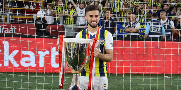 Fatih Erbakan’dan kupanın şampiyonu Fenerbahçe’ye kutlama!