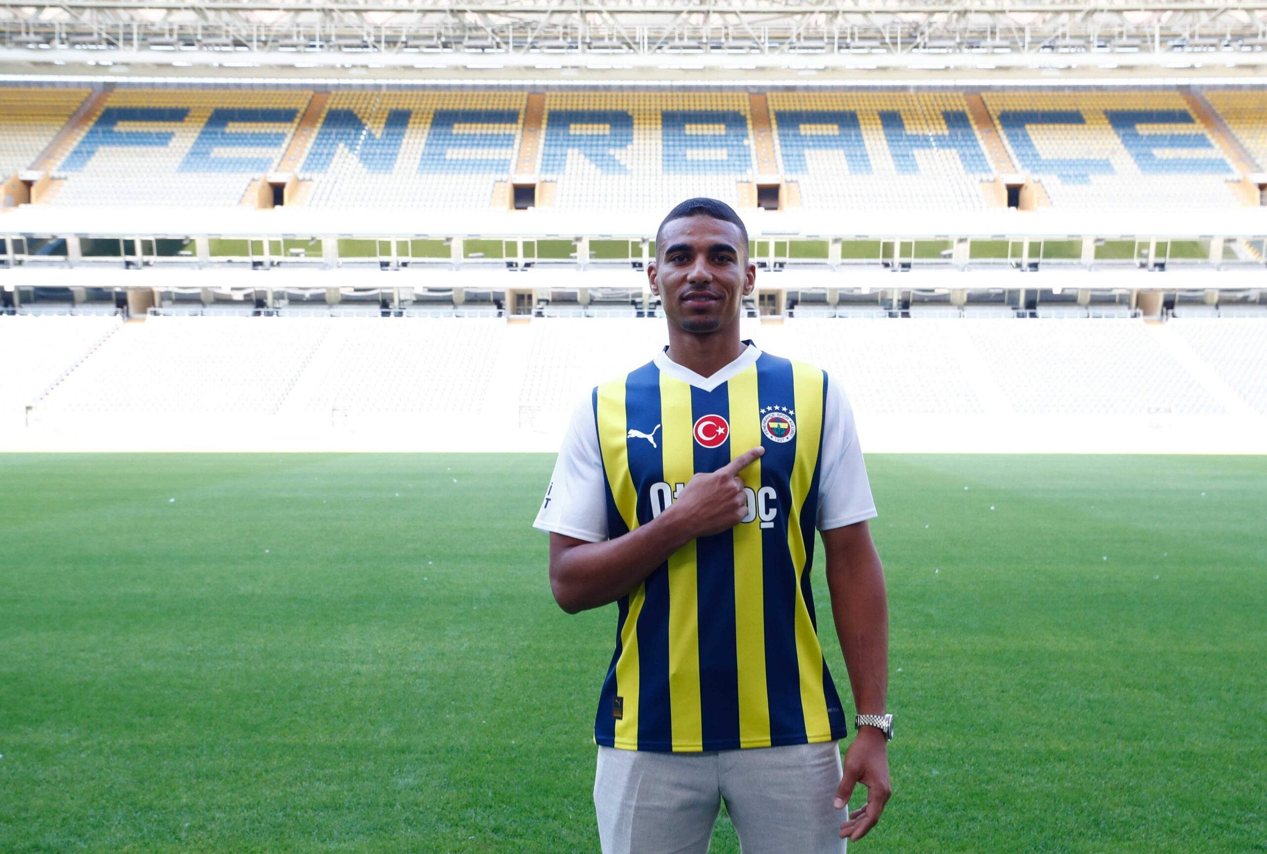 Fenerbahçe’de sürpriz transfer! Resmen duyurdu…