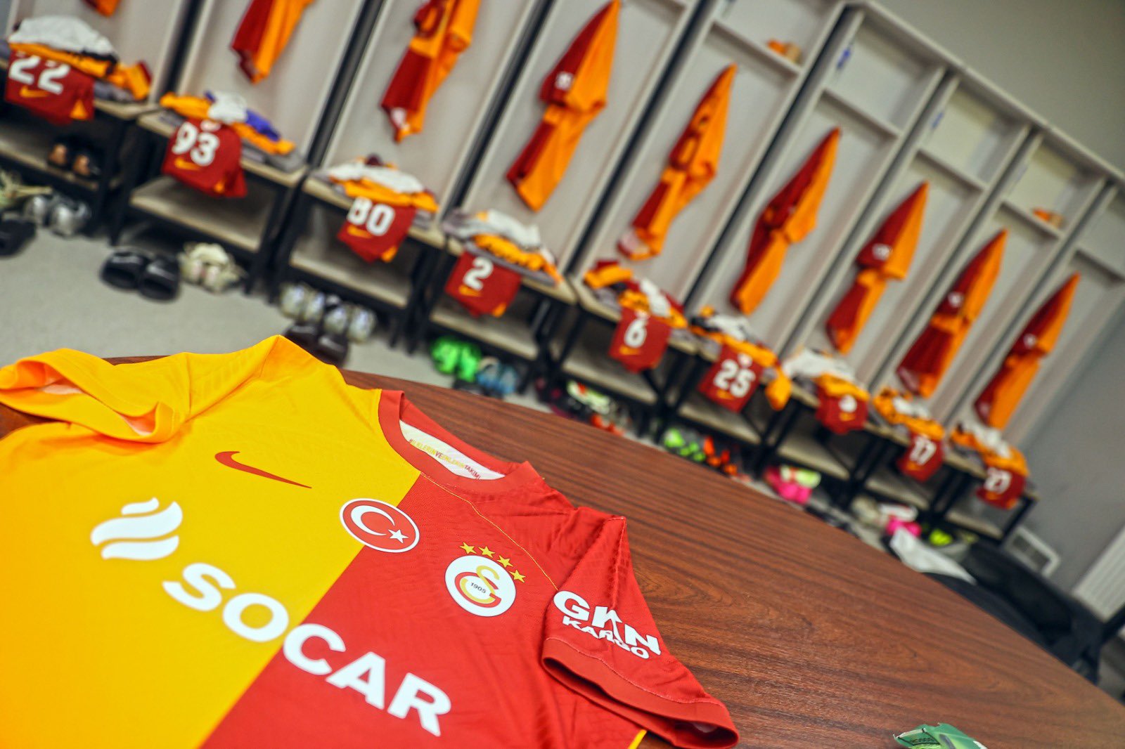 Galatasaray bu transferde baltayı taşa vurdu!