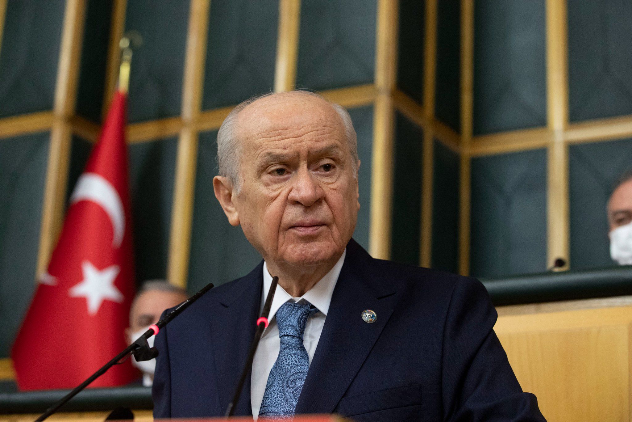 Devlet Bahçeli: Seyyanen zam emeklilere de uygulanmalı