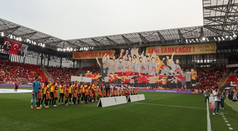 Göztepe 10 futbolcu ile yollarını ayırdı!