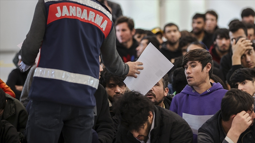 Bakanlık açıkladı: 1169 mahallede oturum yasaklandı!