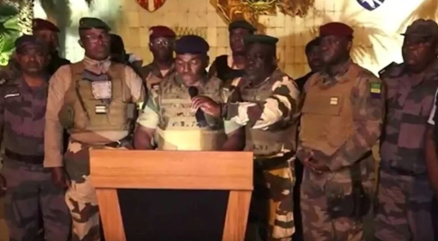 Afrika ülkesi Gabon’da askeri darbe!