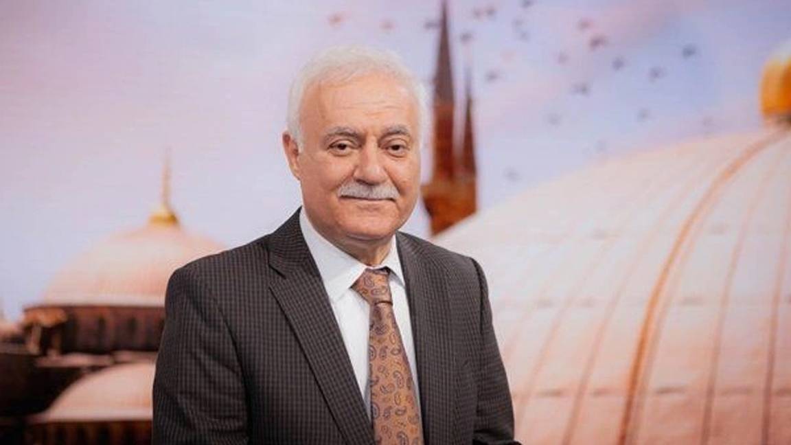Nihat Hatipoğlu hastaneye kaldırıldı!