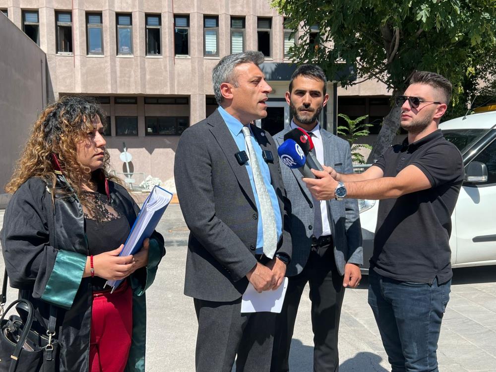 Öztürk Yılmaz’ı bıçaklayan zanlı mahkemeye çıktı! Yılmaz: Reddi hakim isteyeceğim