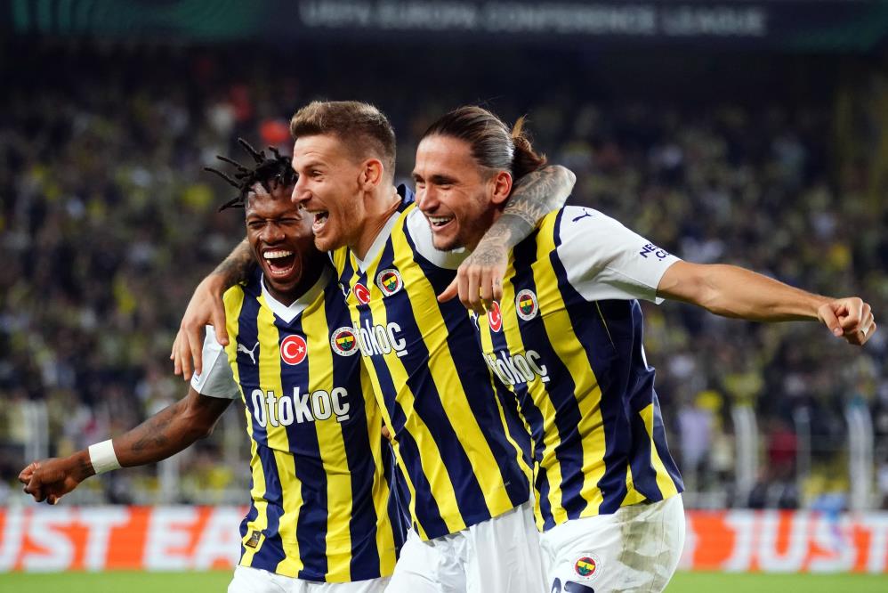 Fenerbahçe galibiyetle başladı!
