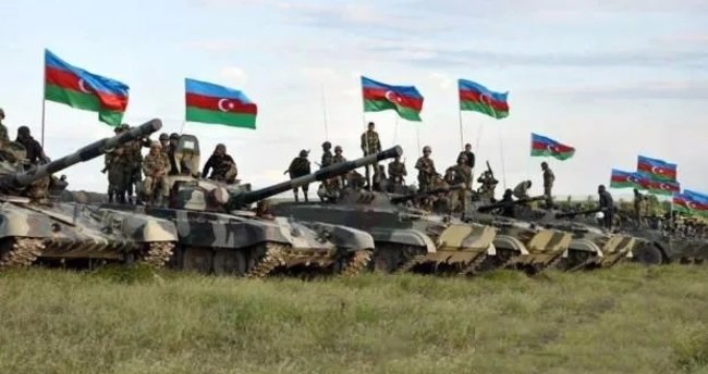 Azerbaycan Karabağ’da Ermenistan’a karşı saldırıya geçti
