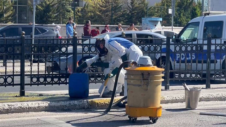 Pendik’te kimyasal paniği! Yollar trafiğe kapatıldı