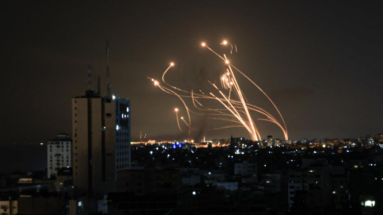 İsrail Lübnan’dan sonra Suriye’ye de saldırdı!