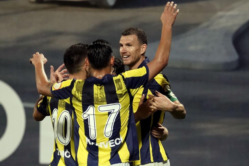 Pendikspor’u ezip geçen Fenerbahçe 10’da 10 yaptı!