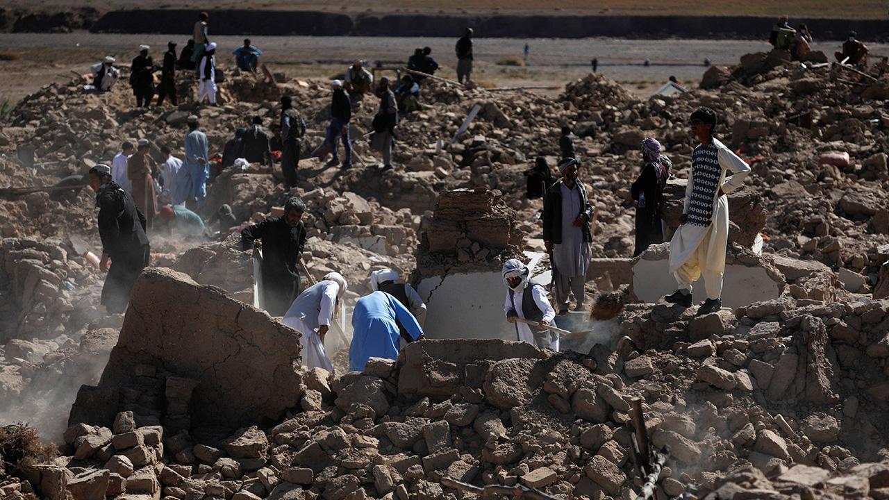 Afganistan’da art arda 2 büyük deprem daha!