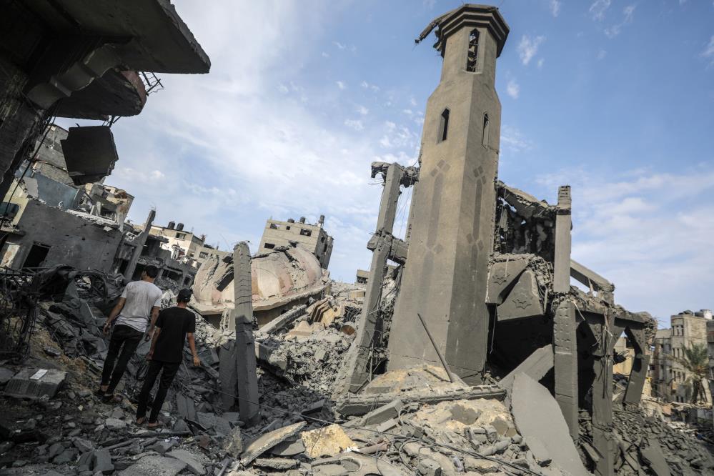 Siyonist İsrail 6 camiyi yıktı!