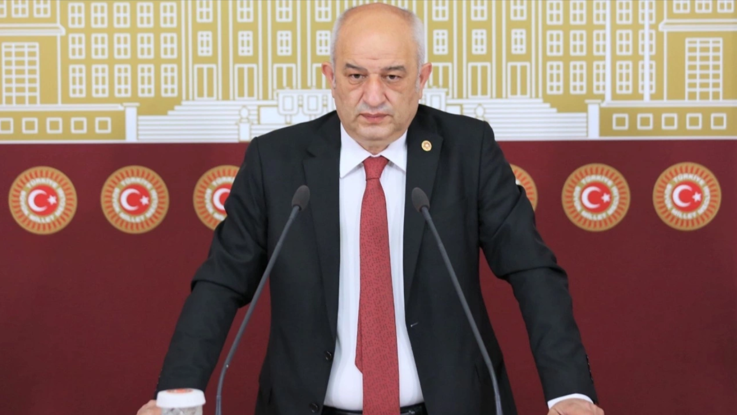 CHP Milletvekili Ali Fazıl Kasap, Saadet Partisi’ne geçti