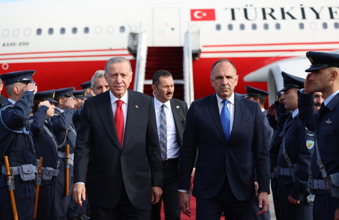 Cumhurbaşkanı Erdoğan: Türkiye ile Yunanistan hasım değildir