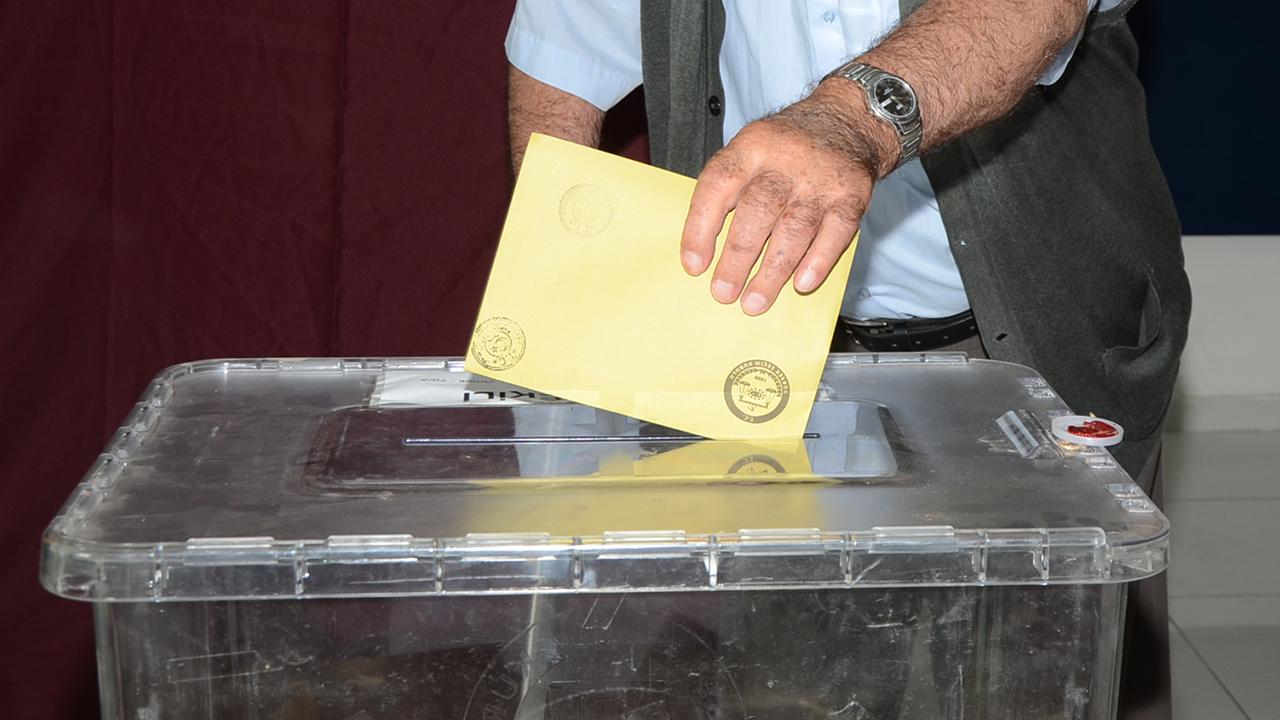 İstanbul ve Ankara… Yerel Seçimde ne olur? İşte Tahminler!