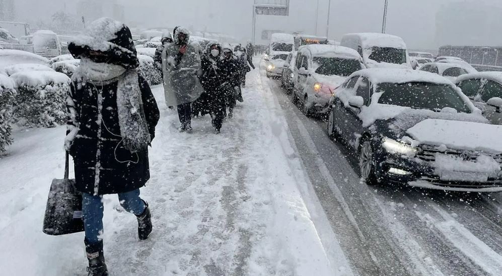 Kar geliyor, kar geliyor!