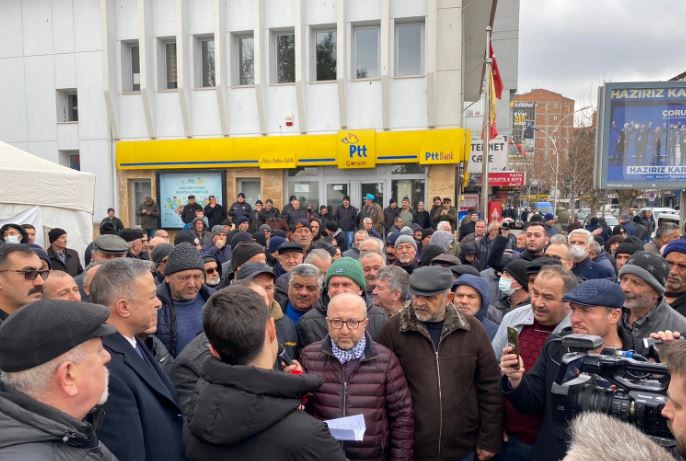 Emekliye artı 1000 lira! Sadaka gibi!