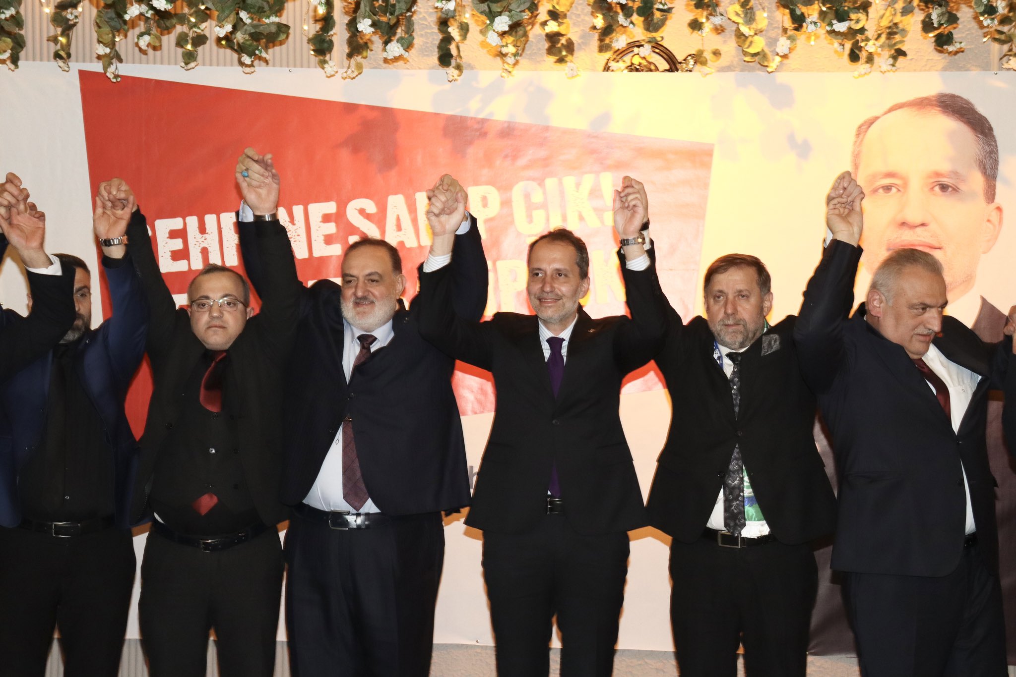 Erbakan CHP’li belediyelere yüklendi: Denenmiş bir daha denenmez!