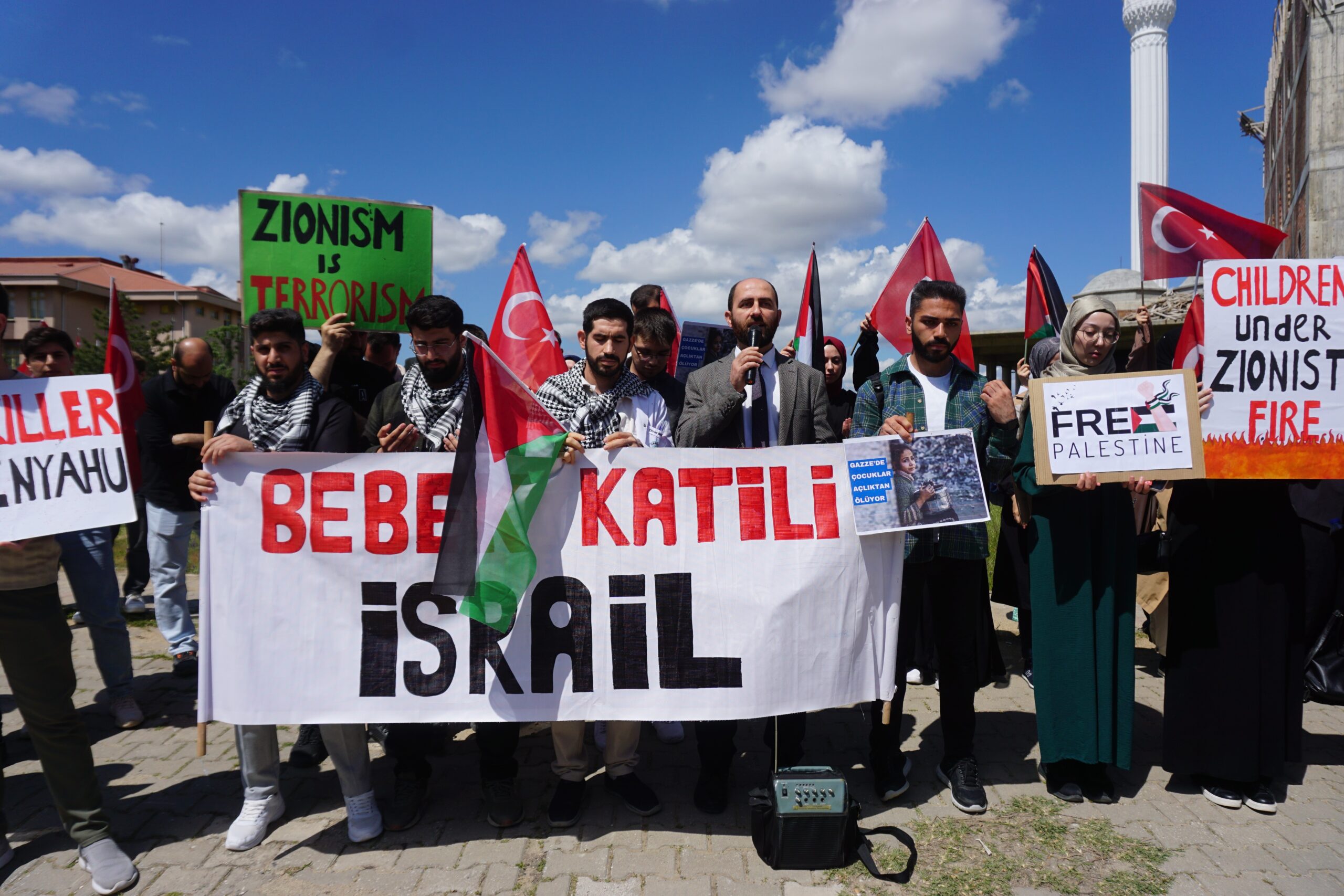 Trakya Üniversitesi öğrencileri, Gazze için ses yükseltti!