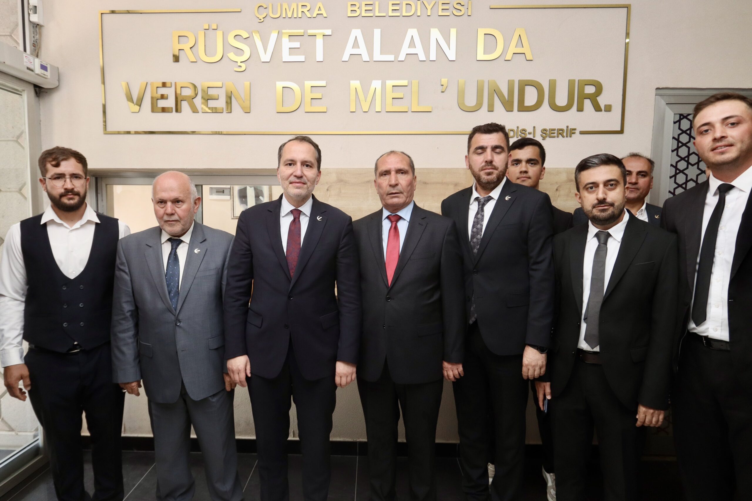 Milli Görüş lideri Fatih Erbakan: ‘İsrafa ve rüşvete geçit vermeyeceğiz’