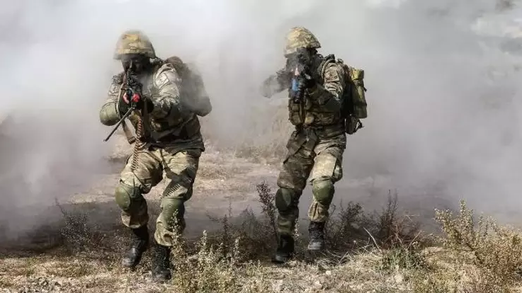 Mehmetçikten PKK’ya ağır darbe! 32 terörist etkisiz edildi…