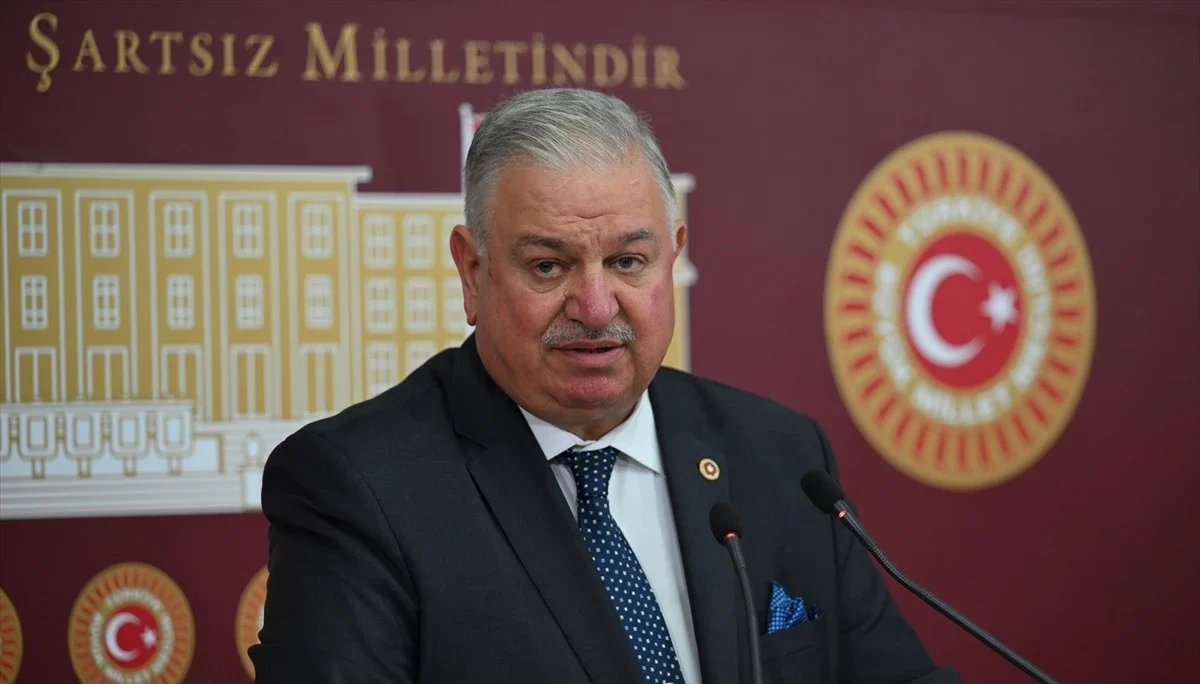 Doğan Bekin’den hükümete ‘Türk Devletleri’ tepkisi: “Hükümet iyi bir sınav vermedi”