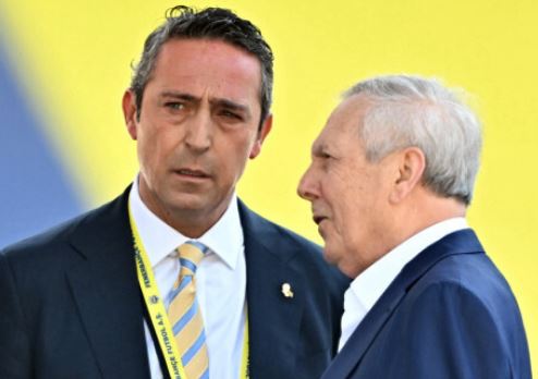 Fenerbahçe’de Ali Koç Aziz Yıldırım’a fark attı!
