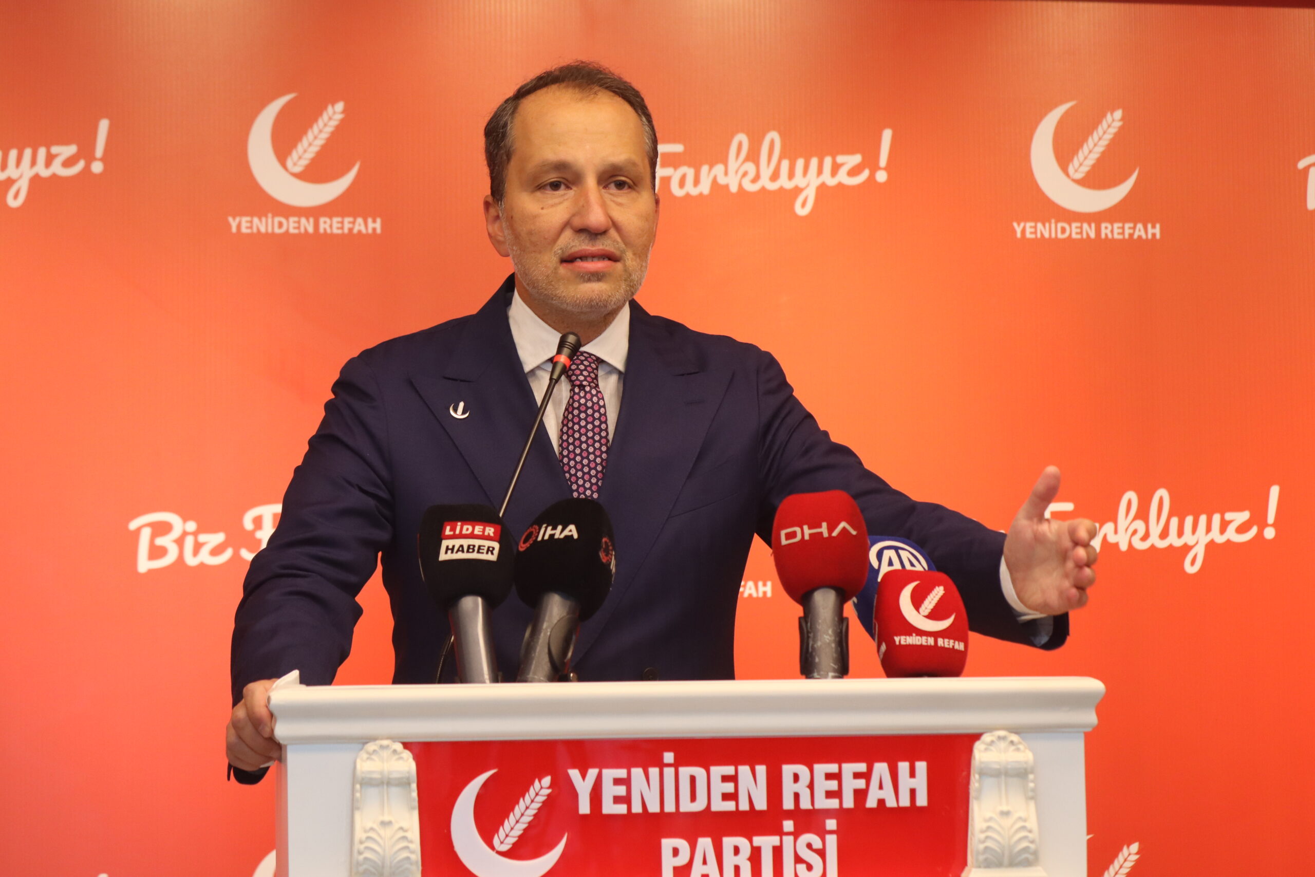 Erbakan’dan ‘Instagram’ kararına destek: ‘Sosyal medya platformları Siyonizm’in kontrolünde!’