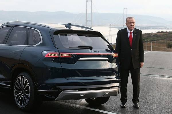Erdoğan’dan israf eleştirilerine “Lokum yerine TOGG” yanıtı!