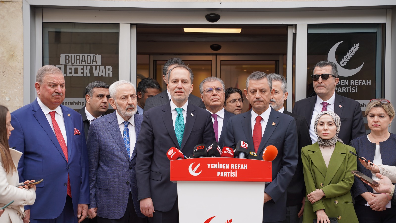 Özgür Özel’i kabul eden Fatih Erbakan’dan ‘MHP’ açıklaması: “Biz siyasette gerginlik istemiyoruz”
