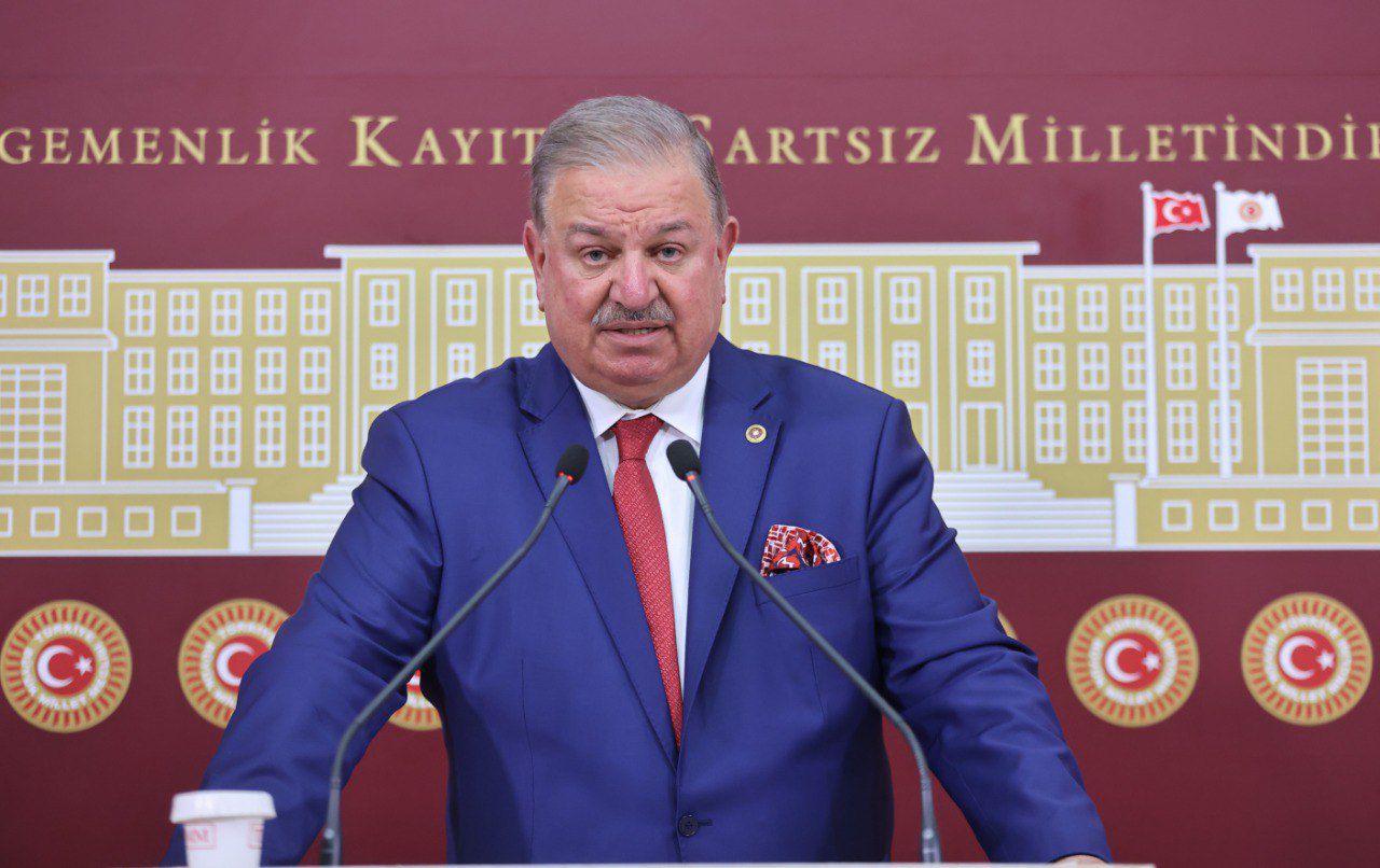 Doğan Bekin: “Trump’ın ‘Yeni Dünya Düzeni’ bir akıl tutulması!”