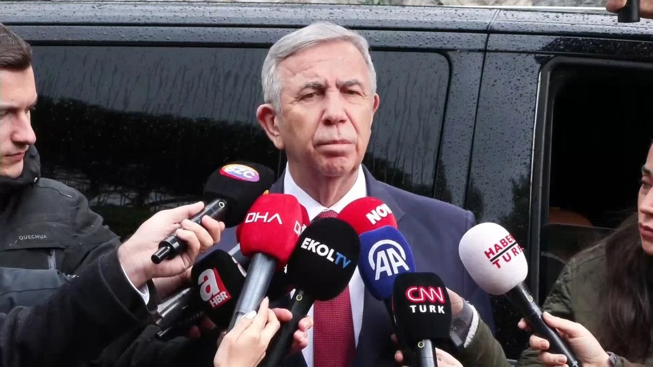 Mansur Yavaş Saraçhane’de! Ekrem İmamoğlu’na ‘oy’ desteği
