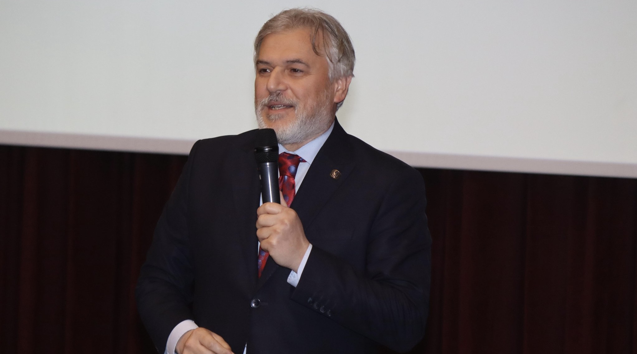 Yeniden Refahlı Altınöz’den Rümeysa Öztürk tepkisi: “Bizim yöneticilerimizin gösteremediği cesareti Amerikalı bir profesör gösteriyor”