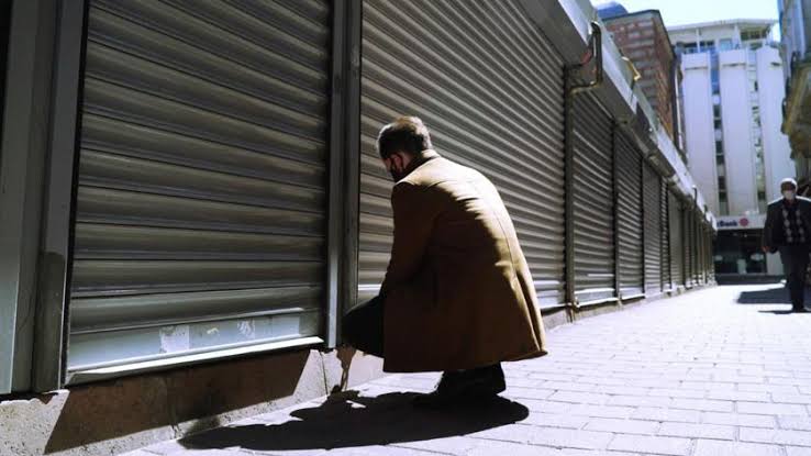 Esnaf tükeniyor: Kepenkler kapanıyor, ekonomi ise çöküyor